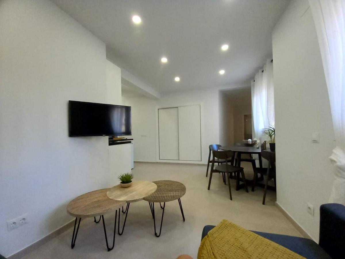 Frailes Apartment Малага Екстериор снимка